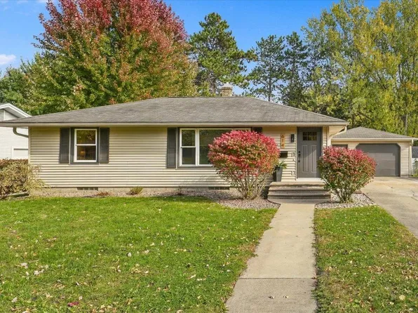 614 N Pearl St, River Falls, WI 54022