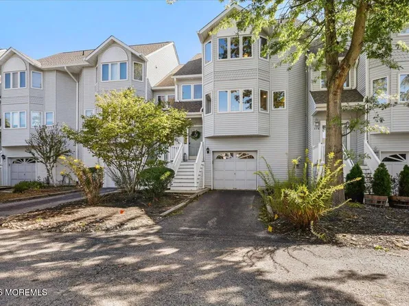 375 Begonia Court #3705, Toms River, NJ 08753