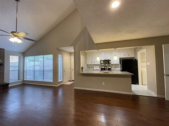 5th image of 13936 Hollowgreen Dr #26