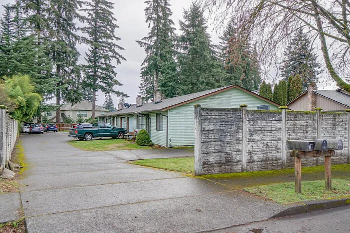 1115 NE 143rd Ave #2