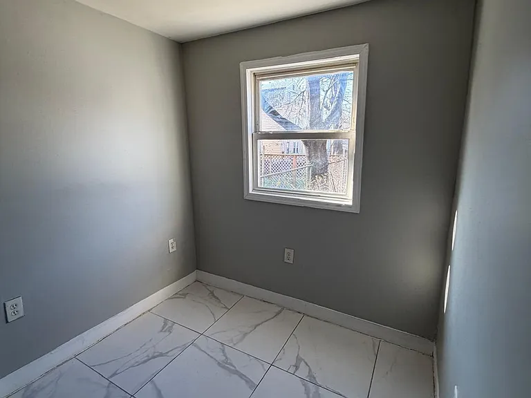 159 Myrtle Ave — Photo 2