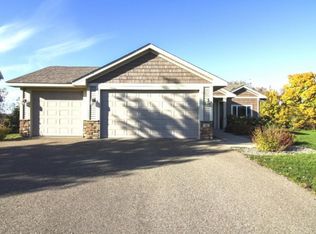 41 Windsor Wood Path, Hudson, WI 54016
