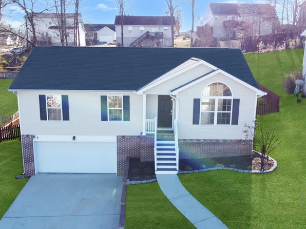 1862 Sassafras Ln, Soddy Daisy, TN 37379