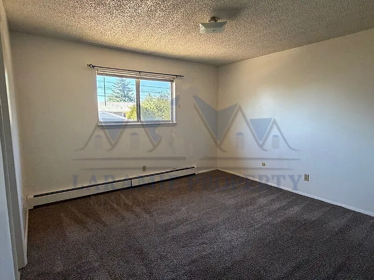 706 Downey St #24 — Photo 10
