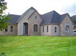 54177 Carrington Dr, Shelby Township, MI