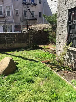 Rented by Bold New York | media 14