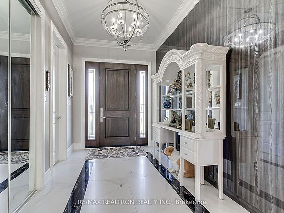 5th image of 2875 Holborn Rd
