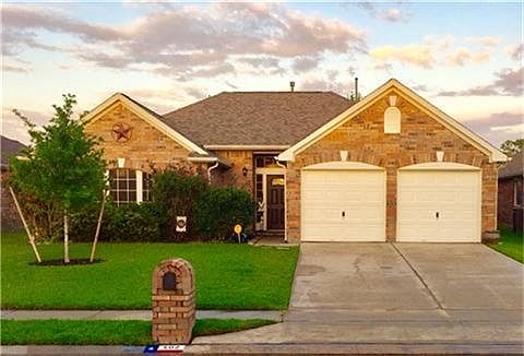 1st image of 402 King William Dr