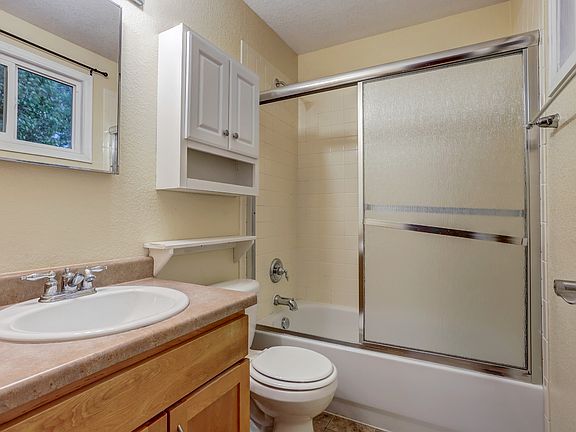 4th image of 7777 Umatilla St #1