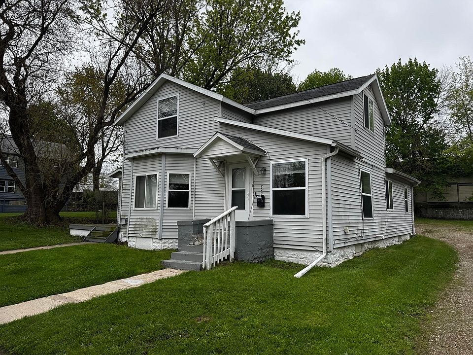 1st image of 221-223 W Mason St