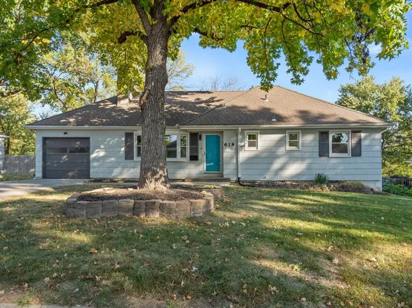 618 E 110th Ter, Kansas City, MO 64131