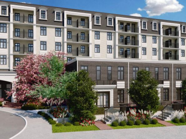 1051 James Ave #101, Coquitlam, BC V3K 1S6