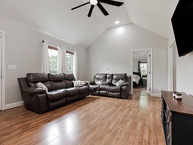 20 Acton Loop Rd, Moody, AL 35004 | Zillow
