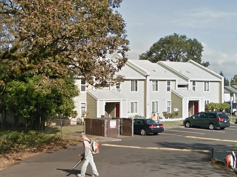 544 N 10th St — Photo 6