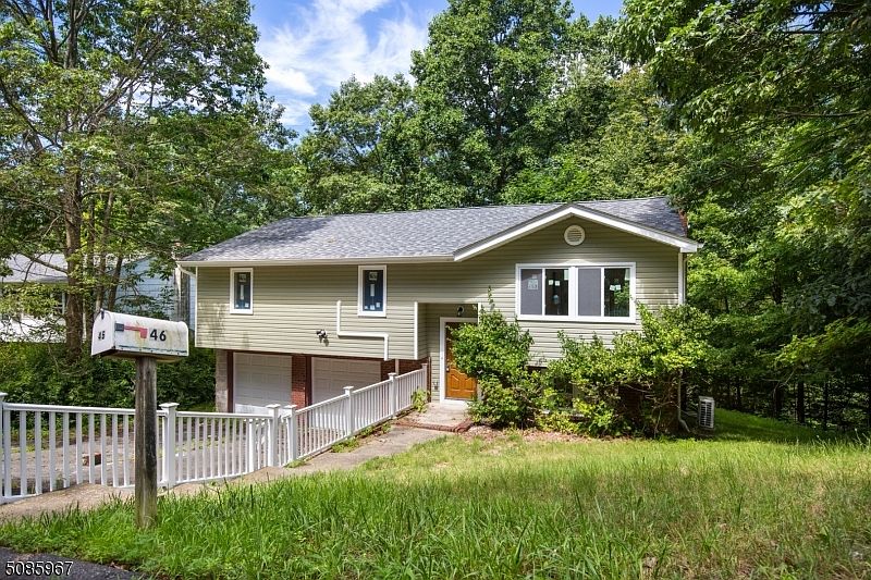 46 Oklahoma Trl, Hopatcong, NJ 07843 | Zillow