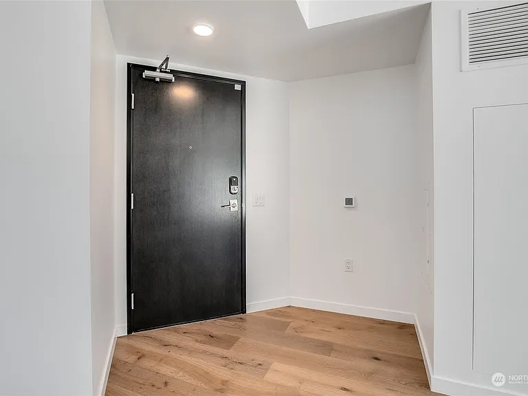1808 Minor Ave #300 — Photo 5