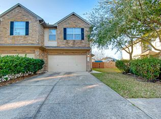 243 Drake Run Ln, Dickinson, TX 77539