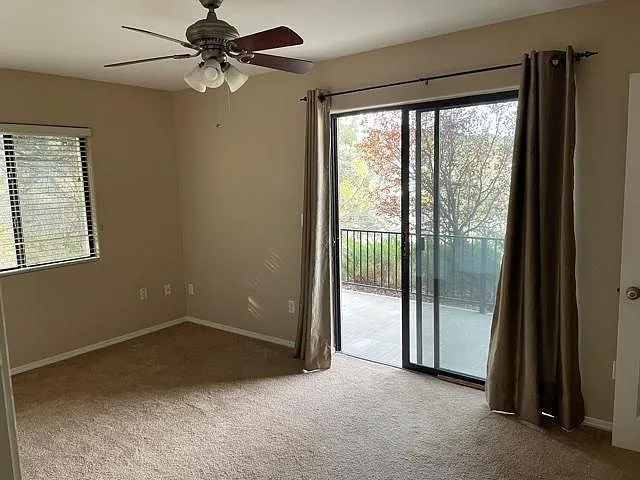 1001 E Goodwin St #104 — Photo 2