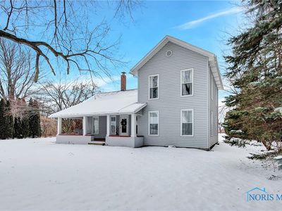 1206 E Main St, Delta, OH, 43515
