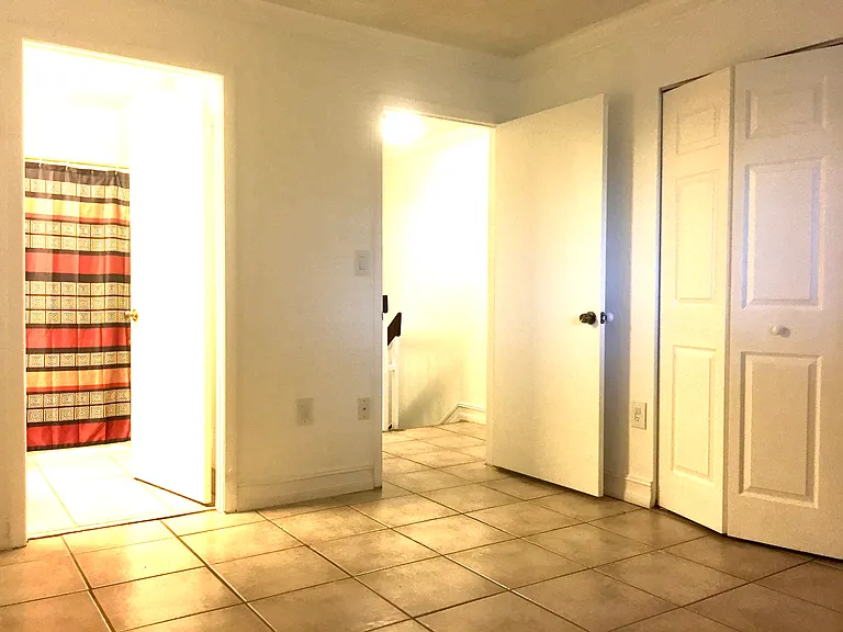 541 NW 82nd Ct — Photo 10