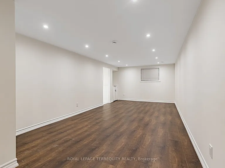 5 Rochelle Cres — Photo 13