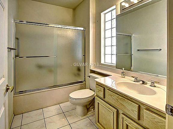 5th image of 3000 Highland Falls Dr
