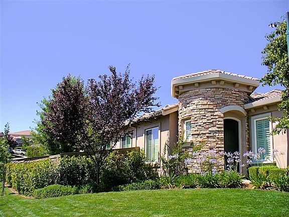 3rd image of 1266 Villagio Dr