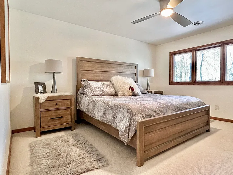 6245 Summit Ct — Photo 43