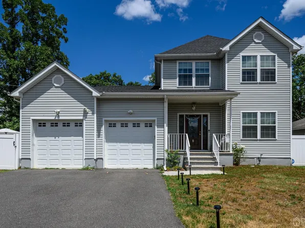 2 Kensington Ave, Old Bridge, NJ 08857