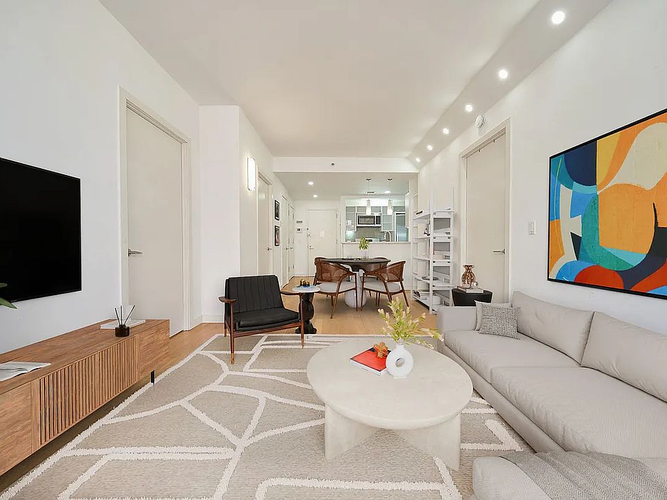 1st image of 222 E 111th St APT 6G