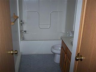 5th image of 1101 Chevy Ln