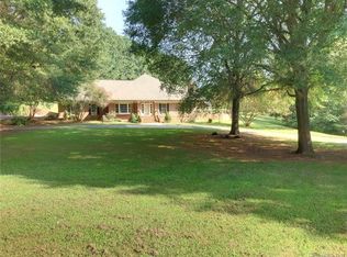 8 Old Farm Rd, Salisbury, NC 28147