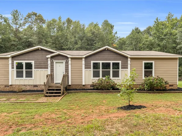 135 Dennis Ward Cir, Anderson, SC 29626