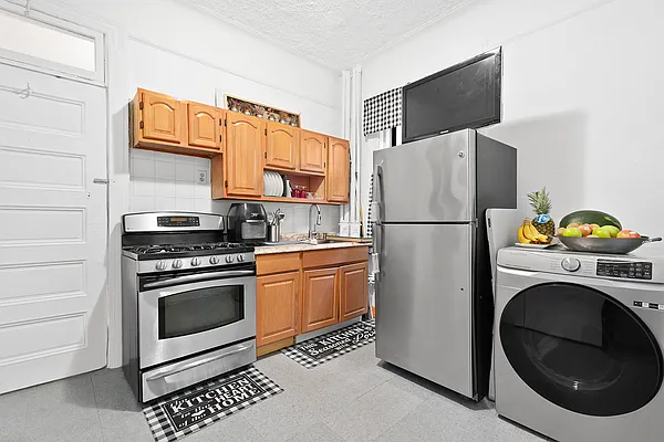 Sold by Compass | media 13