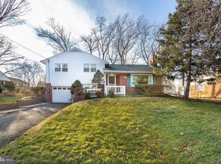 5402 Clifton St, Springfield, VA 22151