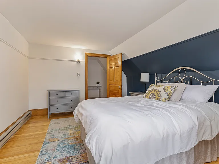 318 Brighton Ave — Photo 22