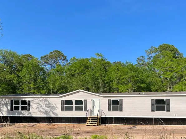 155 Ray Rd, Hinesville, GA 31313