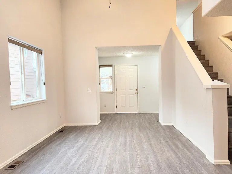 10459 Hollyhock Ct — Photo 24