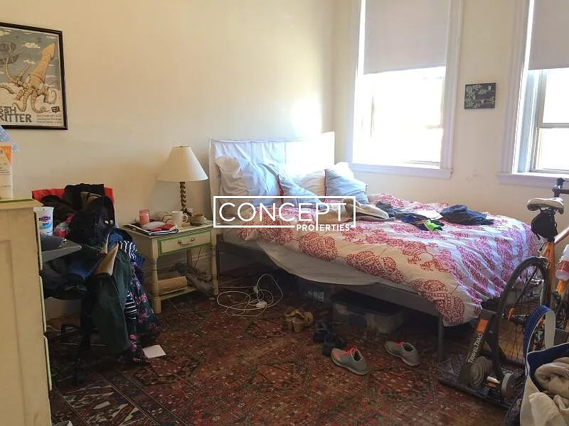 2 bed, 1.0 bath, 823 sqft, $3,000 — Photo 2