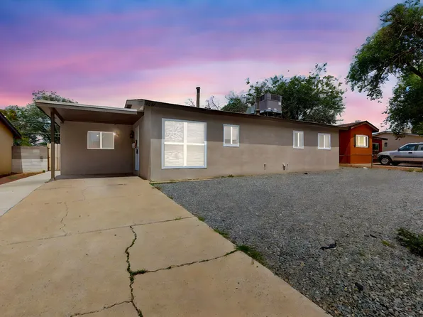 1017 Muriel St NE, Albuquerque, NM 87112