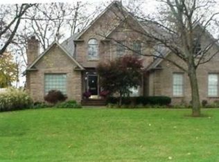 3559 Fieldcrest Dr, Bowling Green, KY 42104