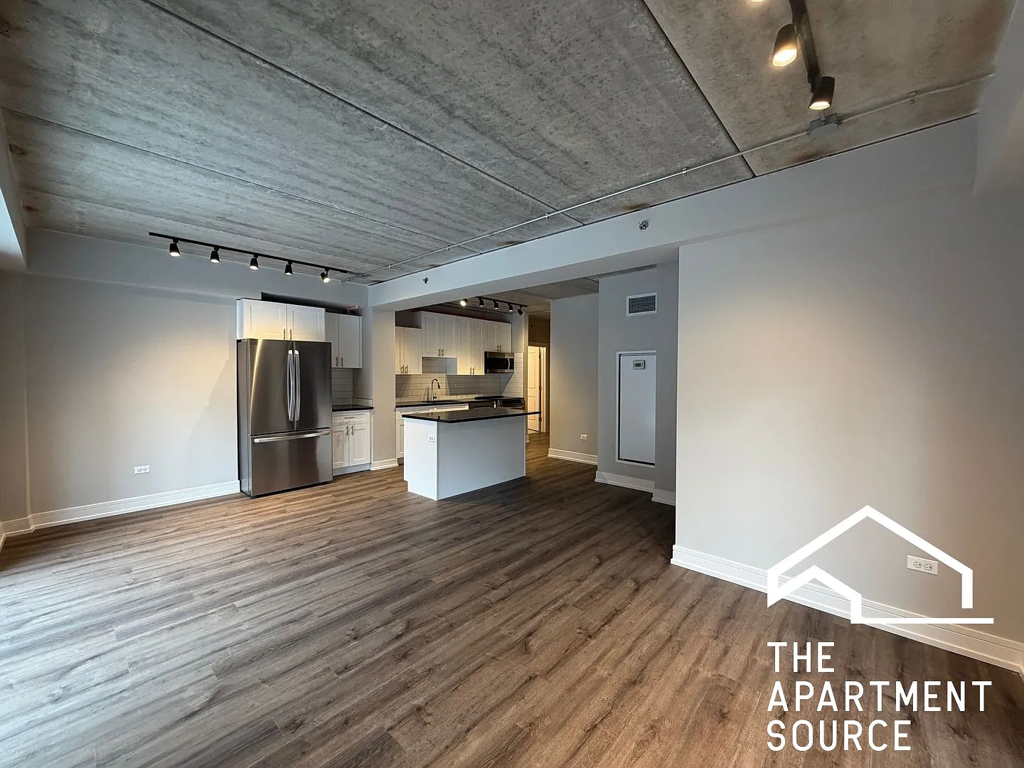 1 bed, 700 sqft, $2,500 — Photo 4