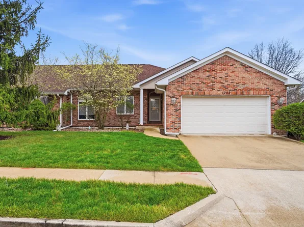 1202 Vintage Dr, Columbia, MO 65203