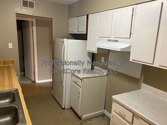 4th image of 2113 7 Oaks Dr