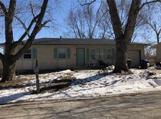 309 Dundee Rd, Smithville, MO 64089