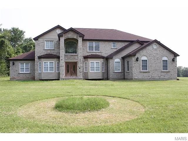 3783 Afshari Cir photo 1