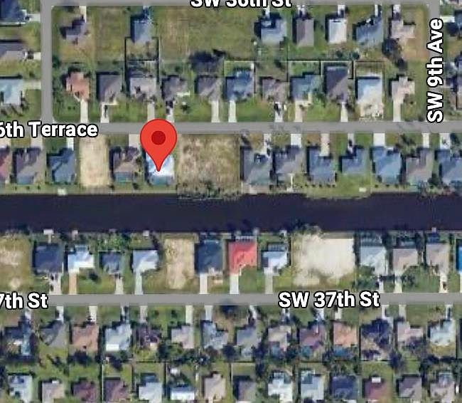1st image of 1006 SW 36th Ter