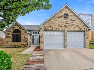 737 Lionel Way, Fort Worth, TX 76108