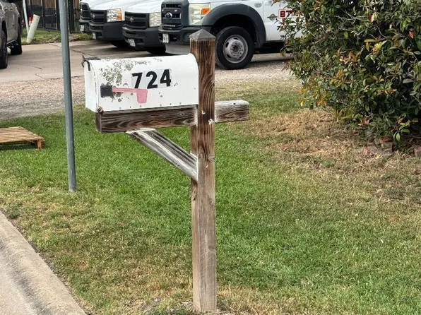 724 Vera Cruz Dr, Rosenberg, TX 77471
