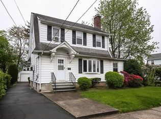 11 Hertford St, New Rochelle, NY 10801